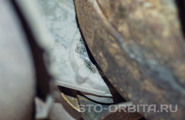 Замена сайлентблоков заднего редуктора Мазда СХ5 (подробные фото)