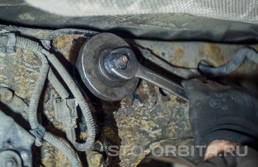 Замена сайлентблоков заднего редуктора Мазда СХ5 (подробные фото)